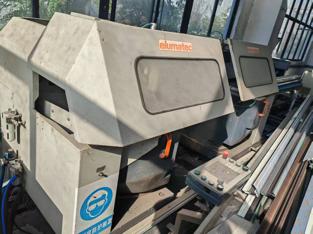 C251013 Elumatec DG244/02+E255